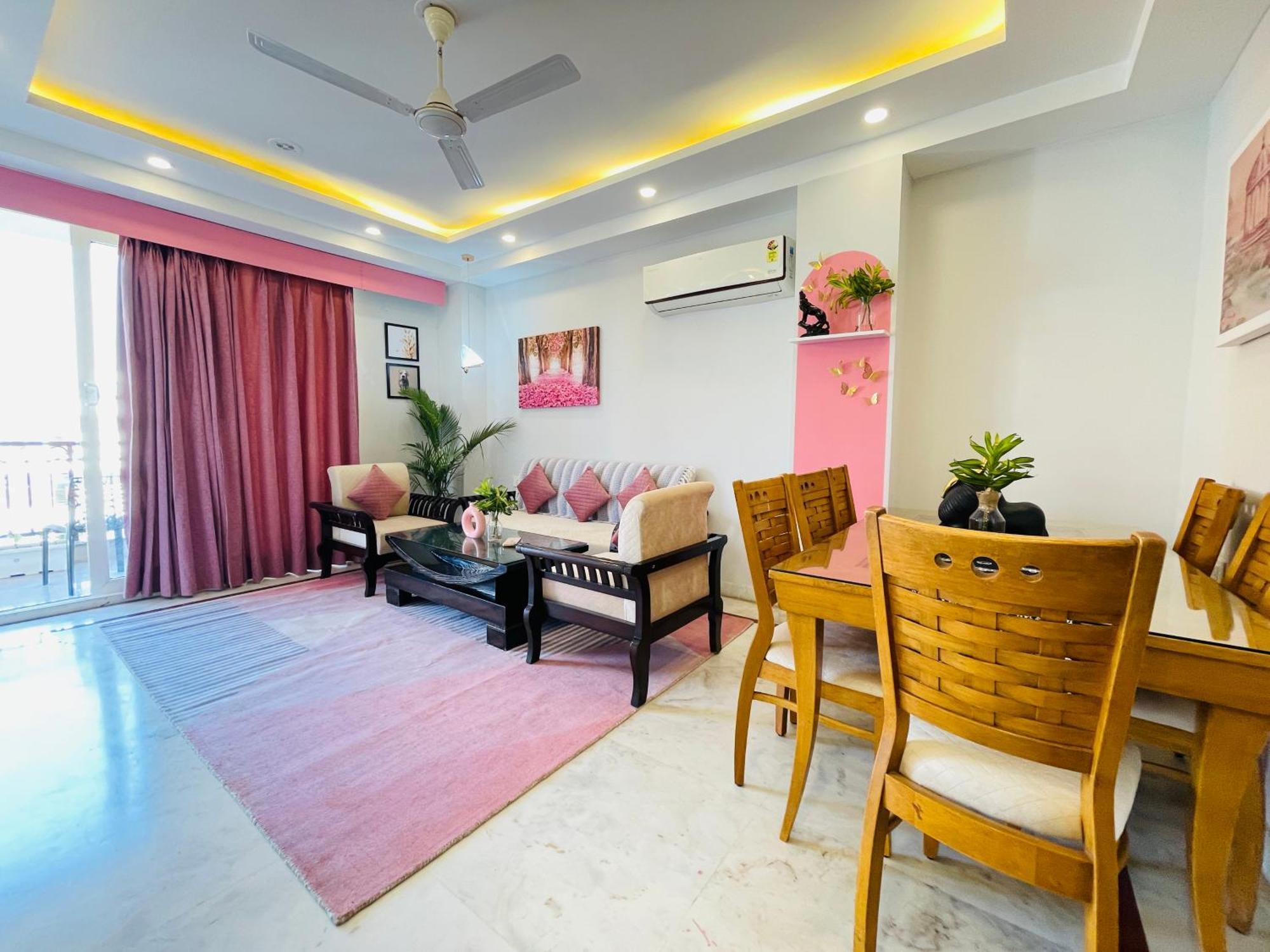 Bedchambers Medicity Serviced Apartments In Gurgáon Kültér fotó